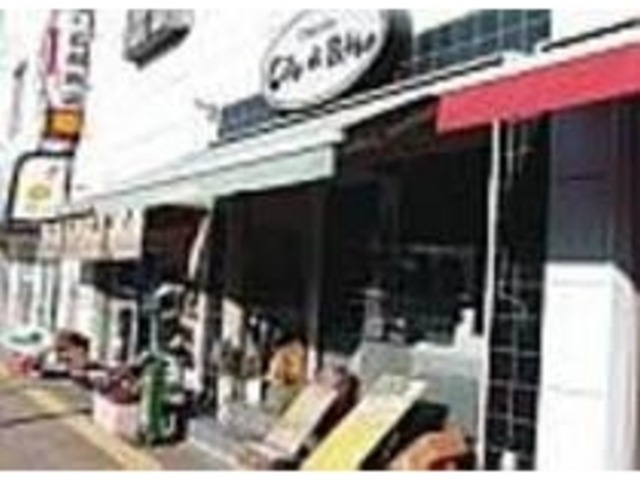 街並みにとけこんだ、キュートな外観が目印_ostelia Cibo di Babbo