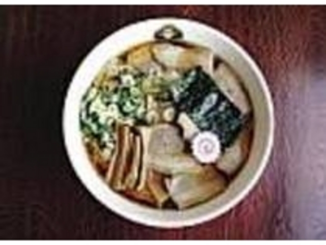 ボリューム満点の『チャーシューメン』_本家 大みなと味平