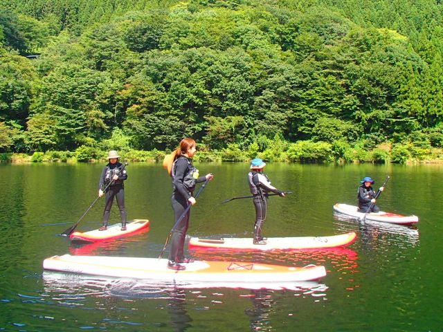 SUP サップ
スタンド・アップ・パドル_アウトドアガイドツアーEARTH軽井沢ベース