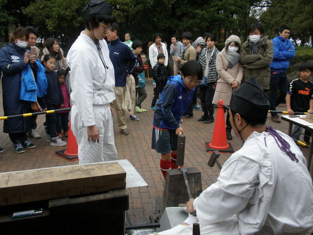 出張古式日本刀鍛錬実演体験。_加治田刀剣