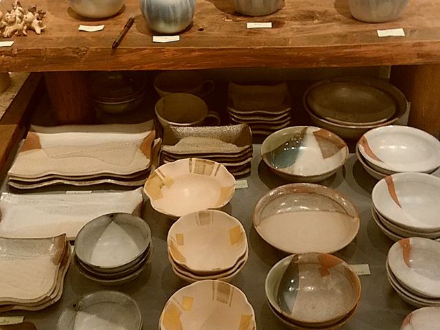 展示会のときの作品です(講師)_リリアート陶芸教室