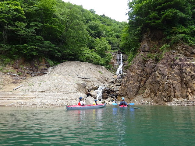 秘密の滝を発見☆_GREEN ALIVE OUTDOOR