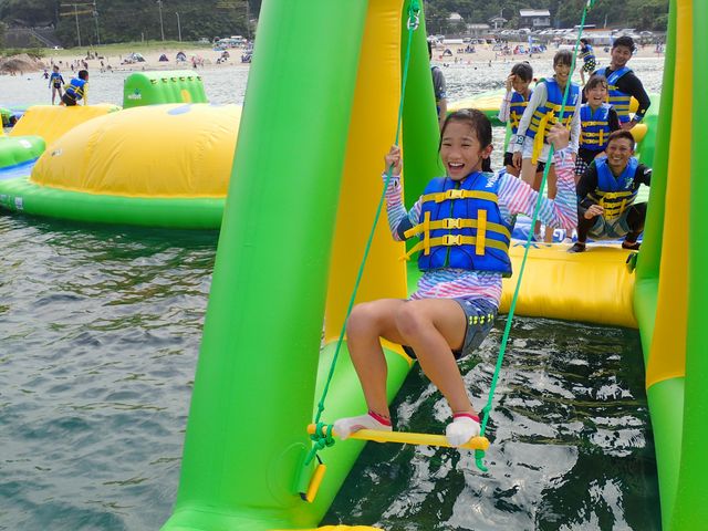 ブランコ! 向こう側までブランコ使ってGo!_フロリックシーアドベンチャーパーク