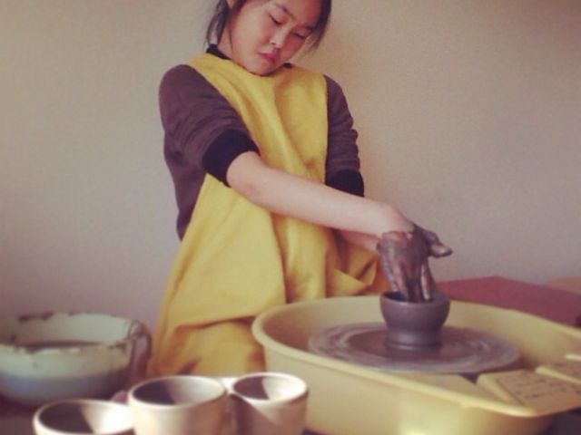電動ろくろ体験は5歳のお子様から体験可能です。_陶芸教室 ceramic studio QUM