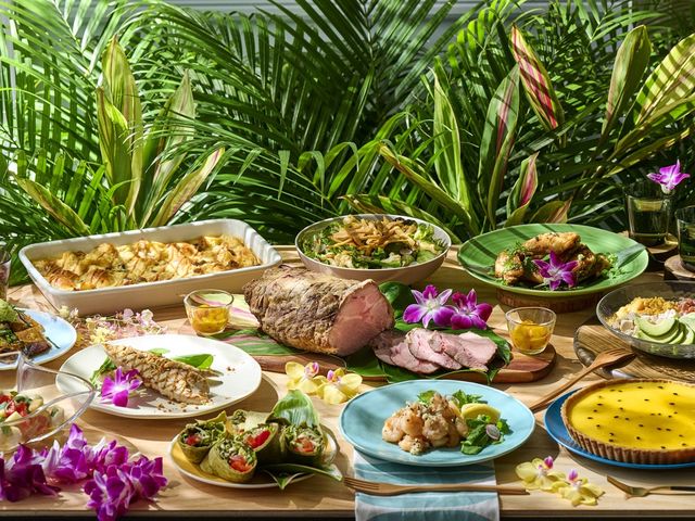 季節ごとの限定フェアで訪れるたびに新しい美味しさに出会うことができます。_シェラトン・グランデ・トーキョーベイ・ホテル