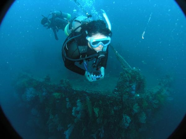 国内最大級沈船ダイブを楽しもう!
熱海の沖合に眠る沈没船。全長81mの大きな船は中央付近で二つに折れていて、驚きの景観が広がります!_アトリエラウト