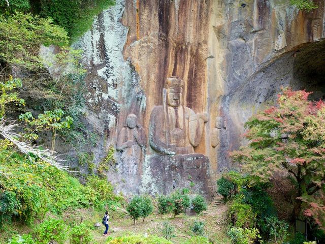 日本最大級の磨崖仏!「普光寺磨崖仏」_里の旅リゾート ロッジきよかわ