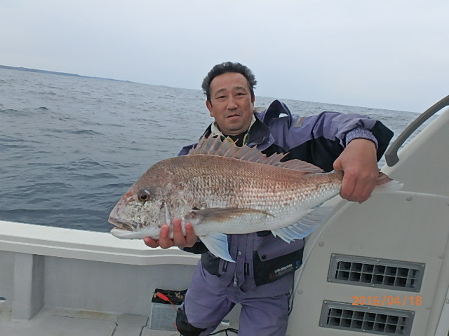こんな奴を求めて玄界灘へ_FishingBoat 瑠璃