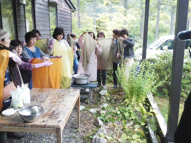 岩村の歴史と文化と未来を語る染織プロジェクト