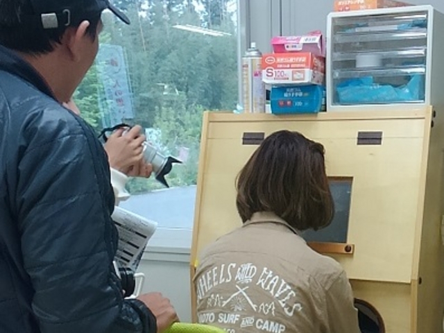タイ王国から体験に来てくださいました_ガラス工房 砂あそび