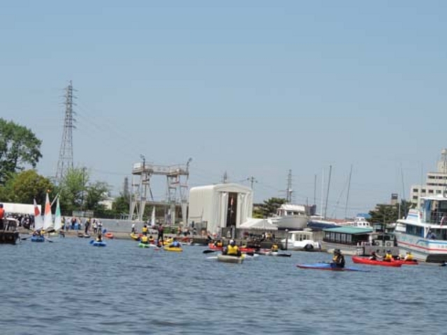 カヌー出航_NPO法人 エコミュゼ美浦 緑と湖自然学校