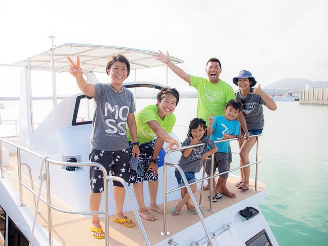 元気いっぱいの笑顔でお待ちしております!_ダイビングセンター MOSSDIVERS