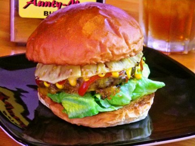 アンティーミーバーガー AUNTY-MEE BURGERの写真1
