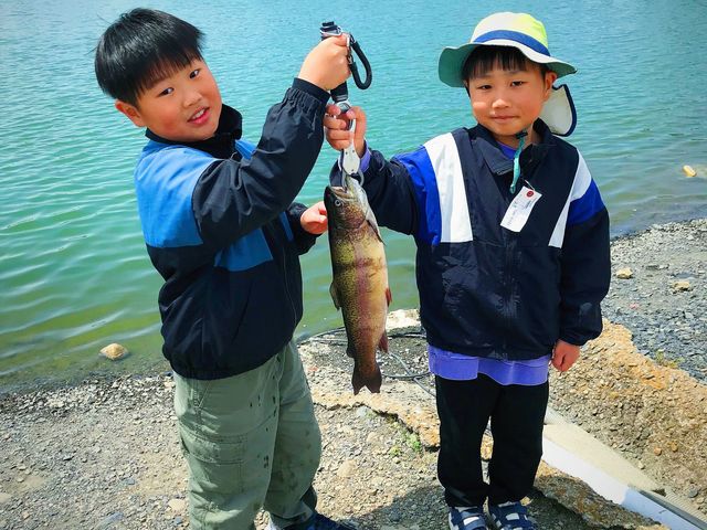 お子様でも釣りがお楽しみいただけます!_フィッシングパーク アルクスポンド宇都宮
