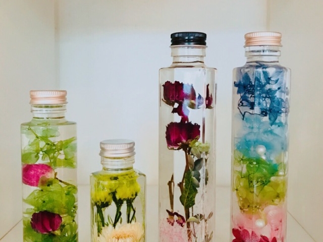 自分好みやプレゼントを贈る人に合わせたお花を使用して特別な作品作りをお楽しみ下さい♪_琉球爪染家