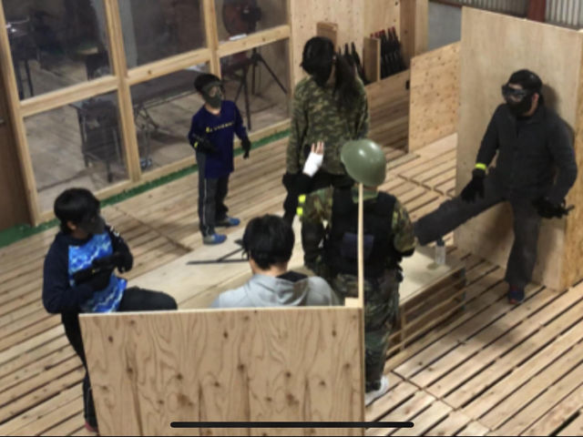 ゲーム前の作戦会議中_SGフィールド