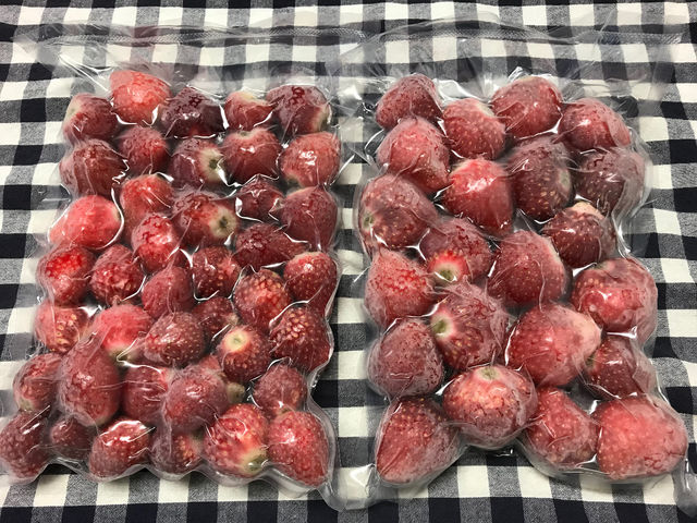 冷凍苺も販売中(数量限定)_苺の郷 中里農園