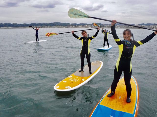 SUPはボードの上にパドルを持って優雅に水上散歩できる、今注目のマリンスポーツです。_ファーイースト