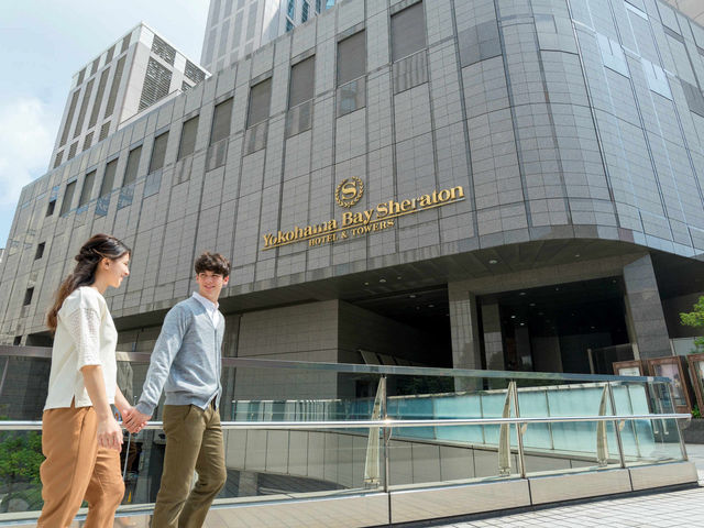 横浜駅西口よりロータリーを挟んで正面_横浜ベイシェラトン ホテル&タワーズ