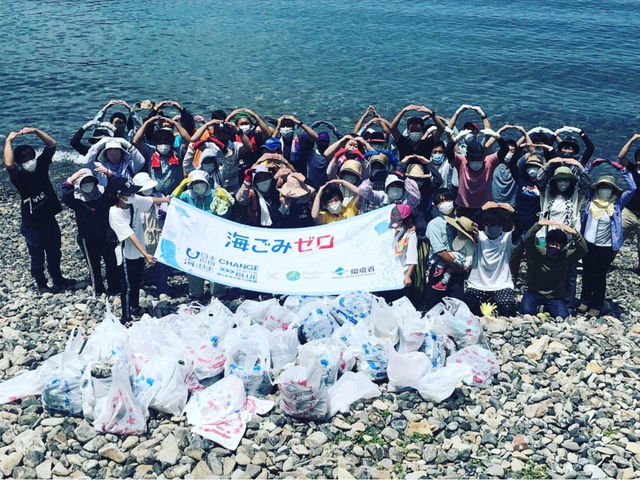 7meのショップがある一切地区でのbeach clean_Divers Cafe&Bar 7me