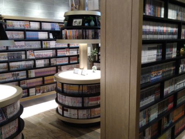 クインテッサホテル大阪心斎橋Comic&Books