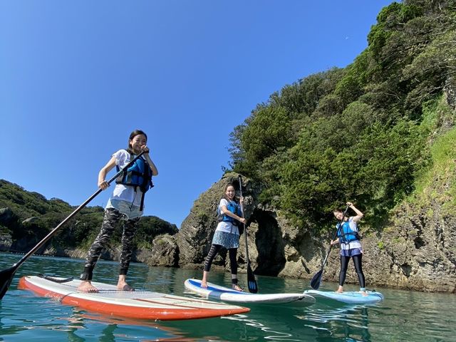 仲間と一緒にSUPの旅へ!_VITA マリンフィットネス