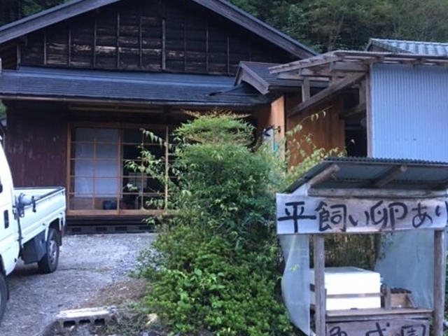 外観はこんなかんじです。看板を目印に_亀成園