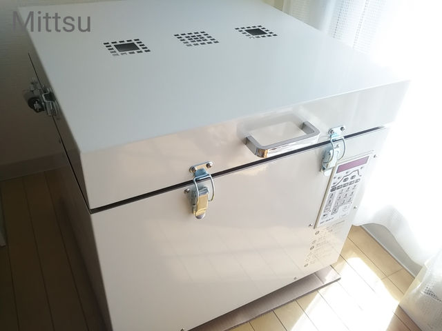 こちらの電気炉で作品を焼成します_札幌ポーセラーツ&ガラスフュージングMittsu