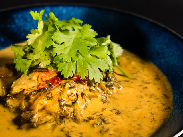 苦手な人も多いパクチーですが、万人に人気なカレーと組み合わせて食べやすいスープカレーを開発しました。_ヒロシ農園 千葉県市原市パクチー専門農家