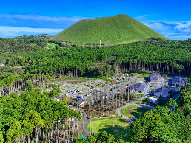 静岡県伊東市(伊豆半島)の観光スポット大室山のすぐ近くにある総合観光施設、奏の森リゾート_奏の森リゾート