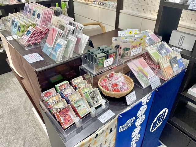 香源上野店 1階売場 匂い袋コーナー_お香手作り文化体験 お香専門店 香源 上野店
