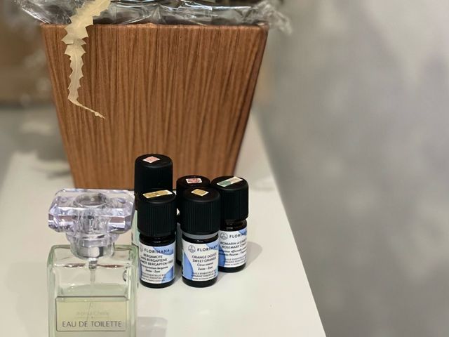 精油のオードトワレ
【Luxury/Premium】_aroma Cherie