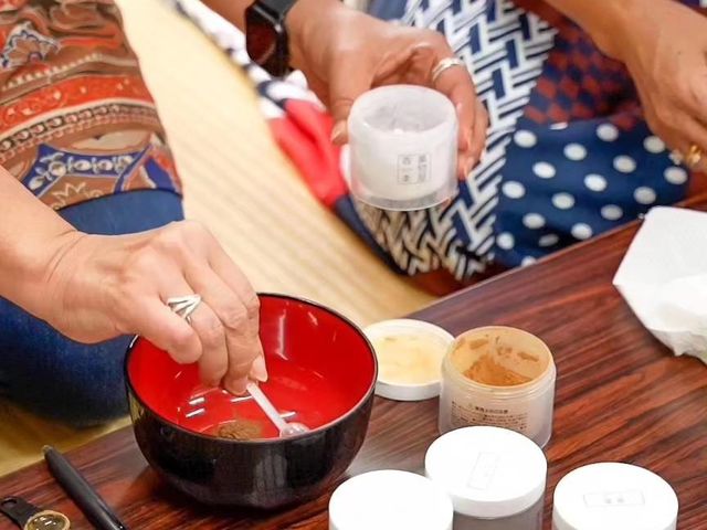 お寺で香るお香、お花のようなお香、お好みの香りが作れます。_天然お香葉音(はおん)