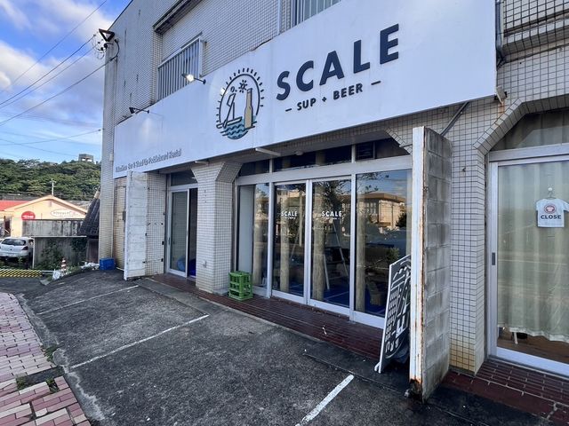 店舗外観と駐車場場所です_SCALE