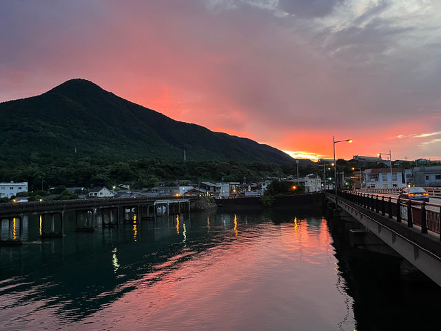 夕焼けを見ながらのサップも最高です♪_SCALE