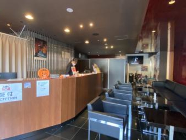 京都駅八条口MKタクシーのりばを併設のMKトラベルカウンター_MKトラベル