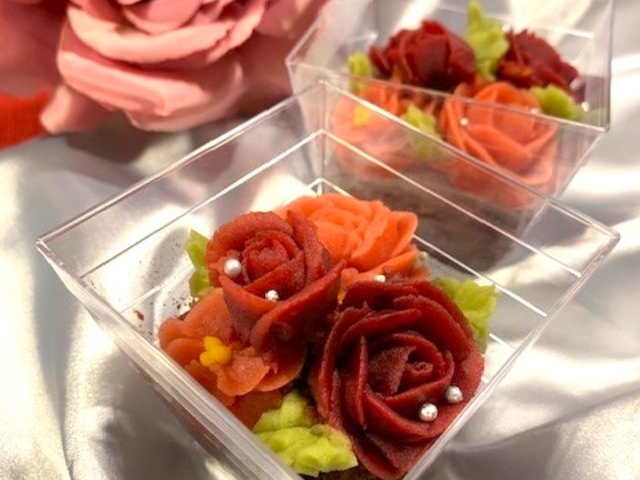あんこdeバレンタイン
(チョコわらび餅と薔薇)_香花恩