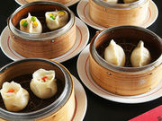 老辺餃子舘 新宿別館の写真1