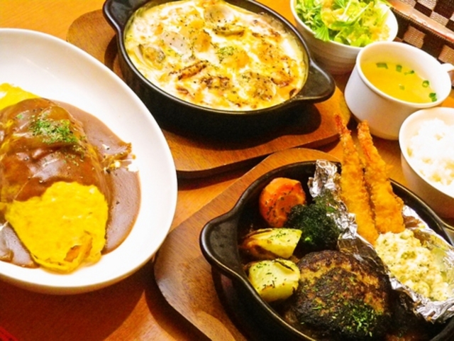 Dining Car SAKURA ダイニングカー サクラの写真1