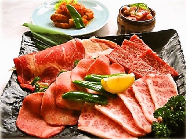 焼肉 青磁 館林店の写真1