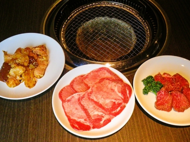 炭火焼肉RIANの写真1