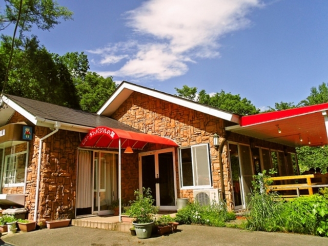 レストラン バジルの葉の写真1