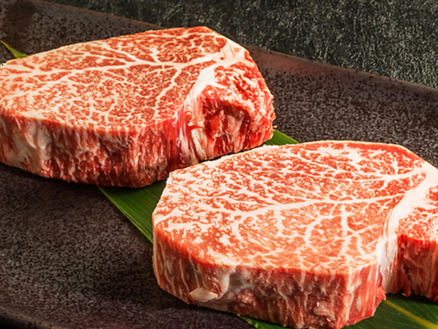 あつにく 本店の写真1