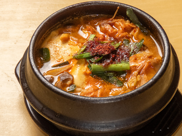 韓国鉄板NOWA 丸の内店の写真1