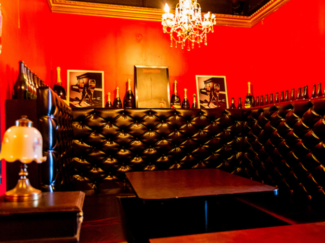 BLACK&SILVER ブラック&シルバーの写真1