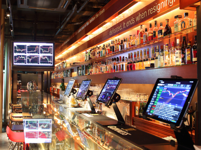 Bar FPO バー エフピーオーの写真1