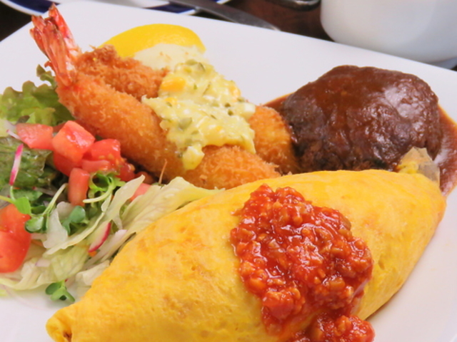 洋食ピッコローサの写真1