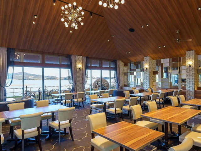RESTAURANT FOS フォスの写真1