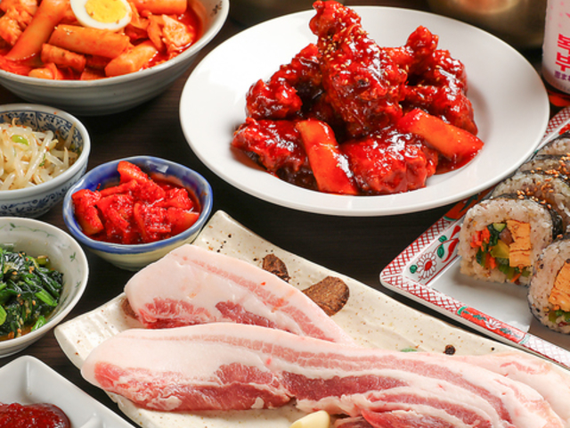 韓国料理ダイニング チングの写真1