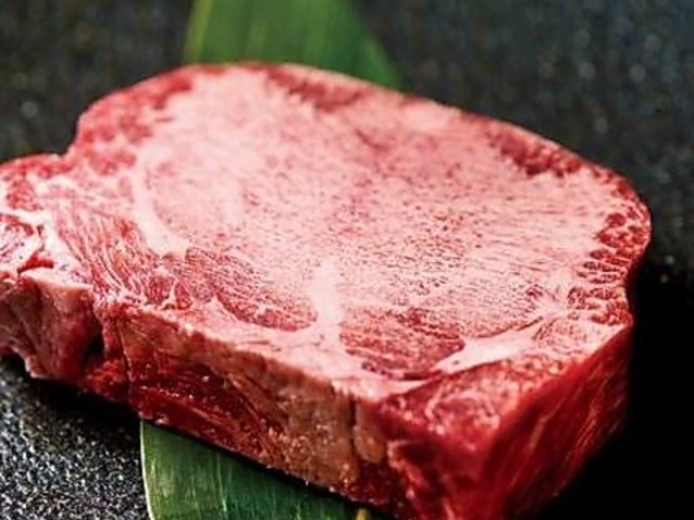 焼き肉家 益市 炭 八条口の写真1